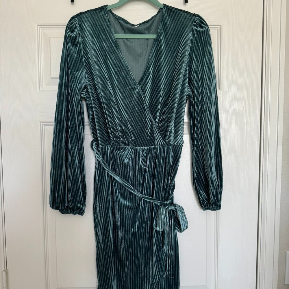 Velvet Holliday Dress
